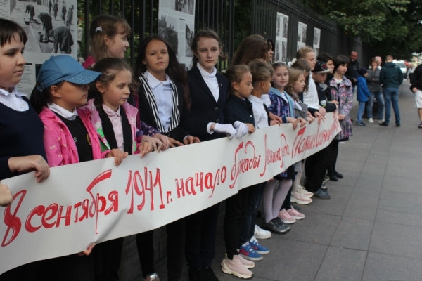 8 сентября в гимназии прошла акция «Помним. Скорбим. Гордимся»